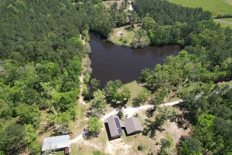 Hickory Hill Lodge on the Lake