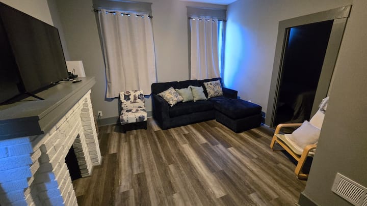 Convenient Covington Apartment - Cincinnati, OH