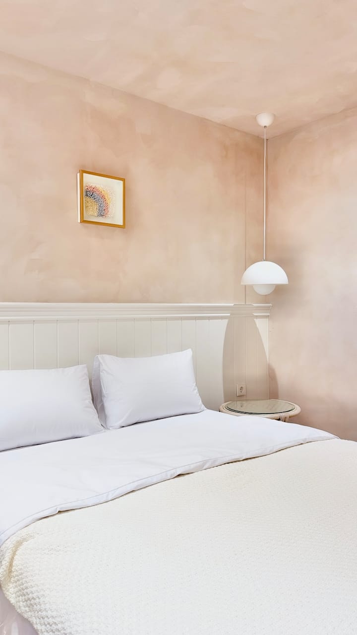 غرفة النوم 1