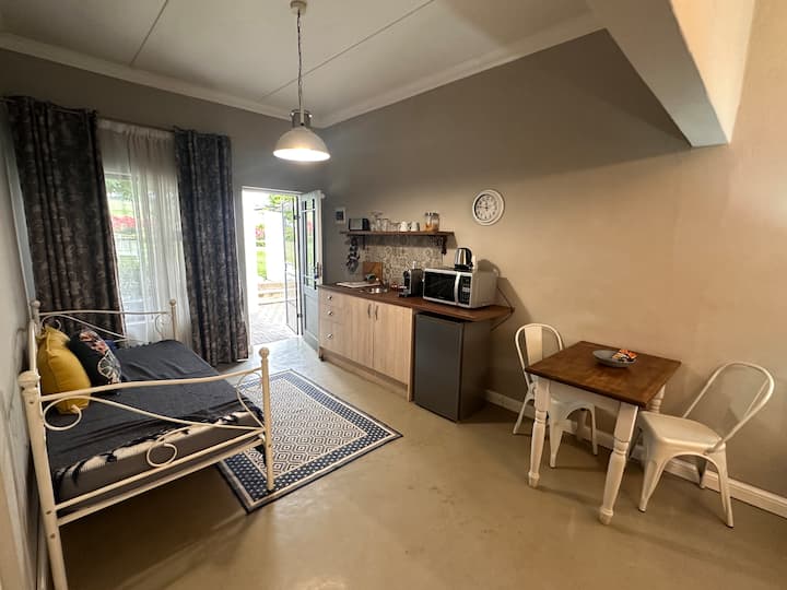 One-bedroom Apartment Unit 4 - Magaliesburg