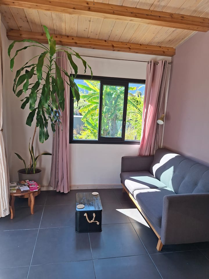 Bungalow Indépendant, Superbe Vue "Le Poule D'eau" - La Réunion