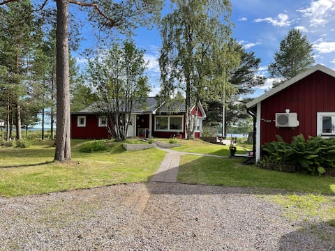 Great location by the sea