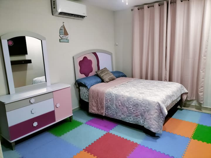 საძინებელი 1