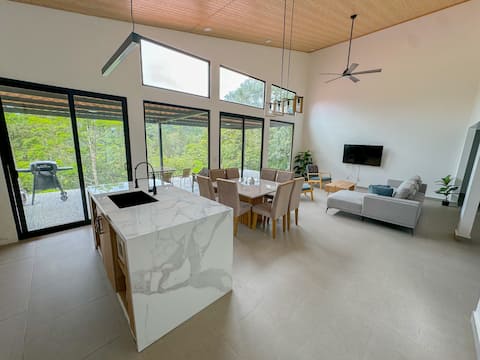 Altos de Cerro Azul | Modern House with 2 Rooms