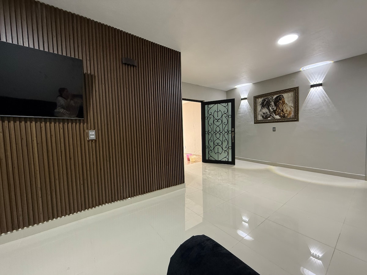 Popular Airbnb listing: Beautiful, spacious and modern house in Arandas in Arandas