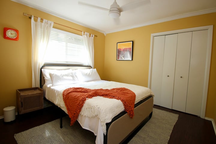 غرفة النوم 1