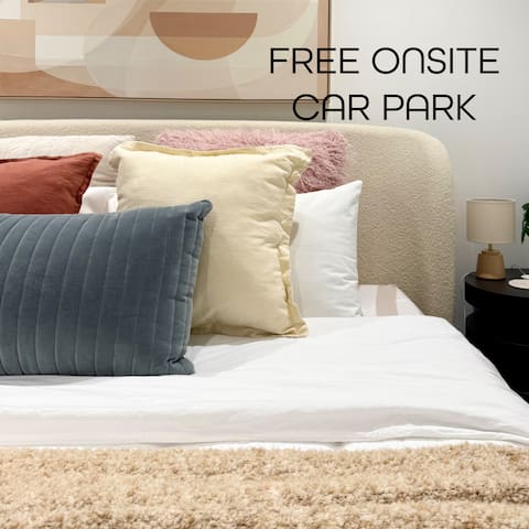 CBD Family Apartment • Free Carpark