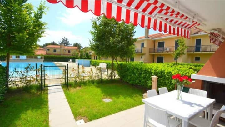 Maison Mitoyenne Avec Jardin Privé - Bibione