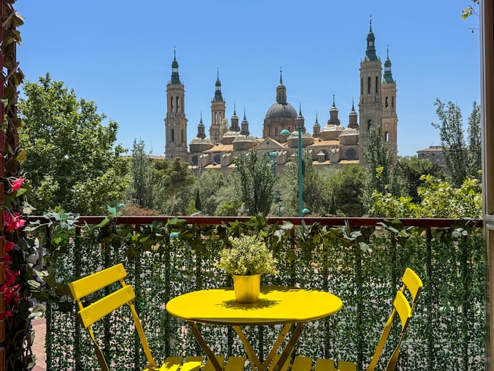 Front Views To El Pilar - Turistea Suites - Zaragoza