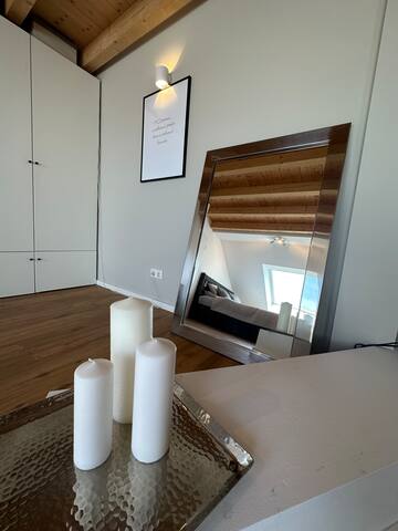 Sunny Penthouse next to Oktoberfest gallery image 4