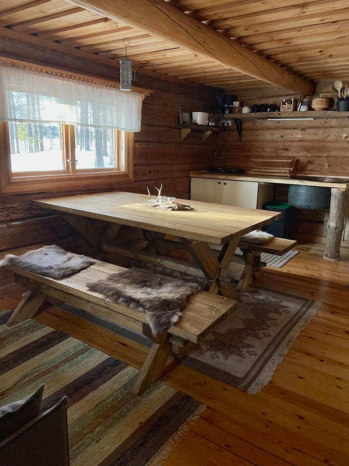 Pine Tree Cabin In Lappland - Lappland