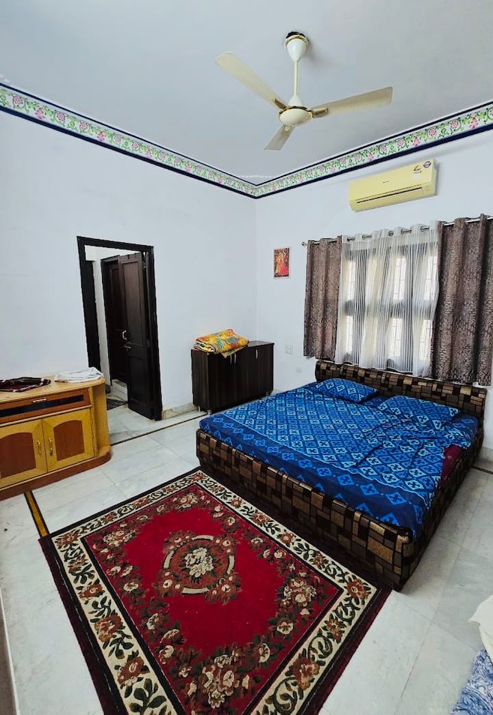 საძინებელი 1