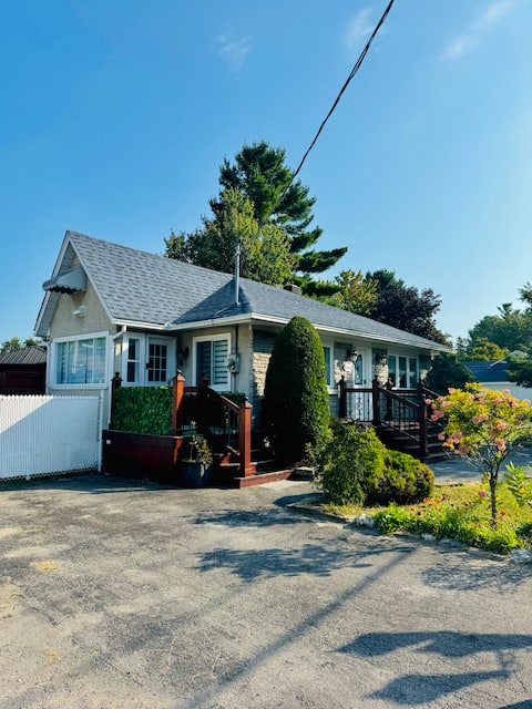 Charming renovated house with 4 beds + 2 sofa beds