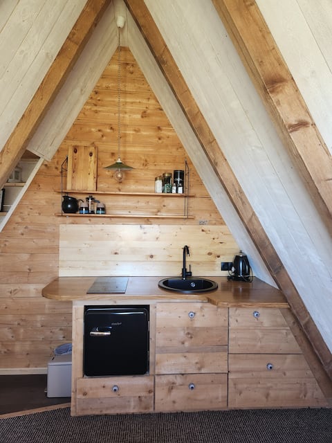 Top Airbnb: Tiny house surrounded by greenery in Chemnitz