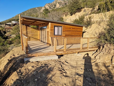 Cottage between beaches and mountains