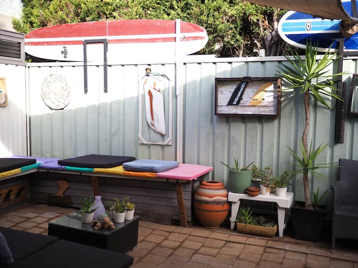 Beach Shack By The Bay - Sutherland Shire