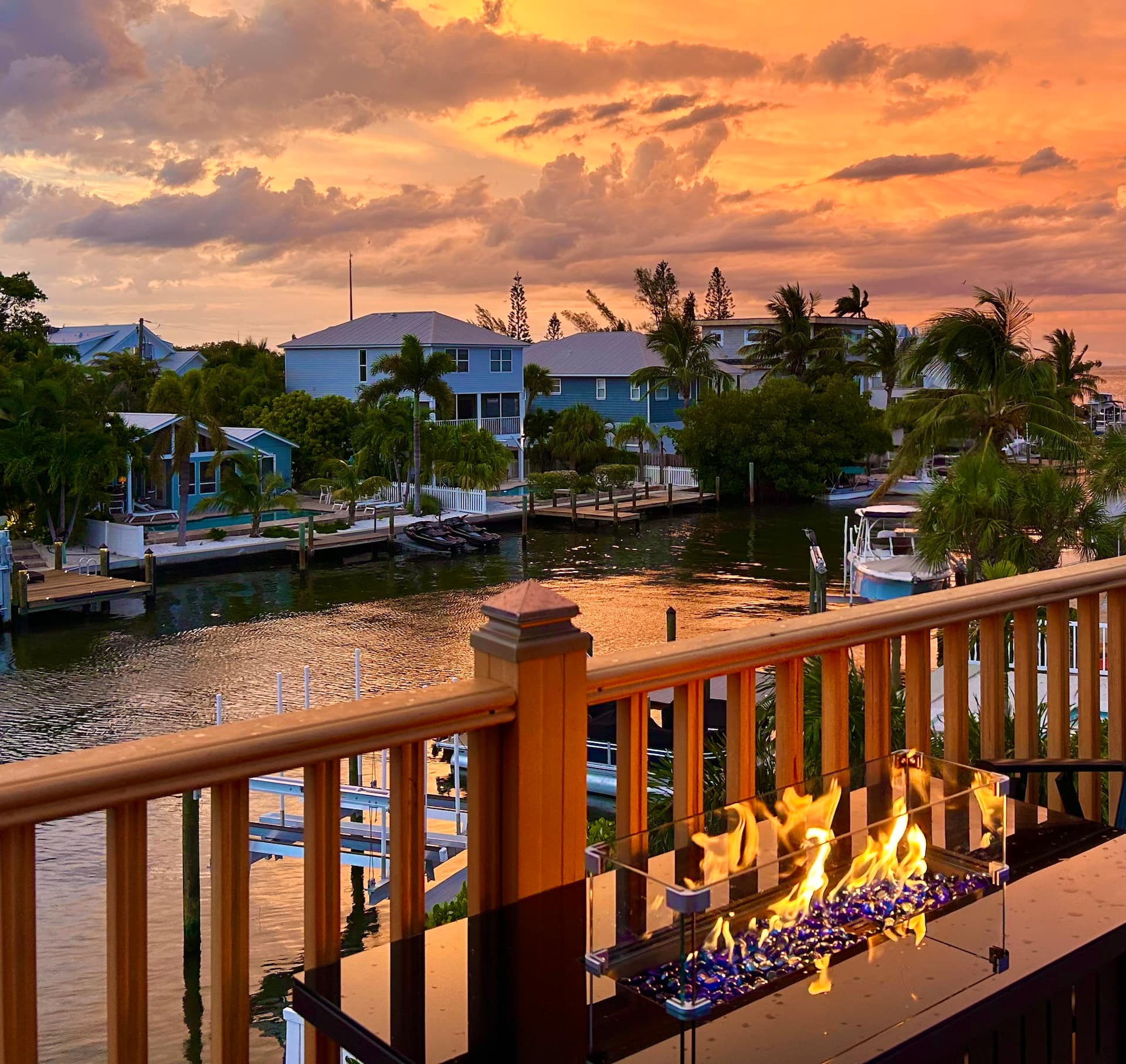 Top 1%, Waterfront, Heated Pool, Elevator, FirePit
