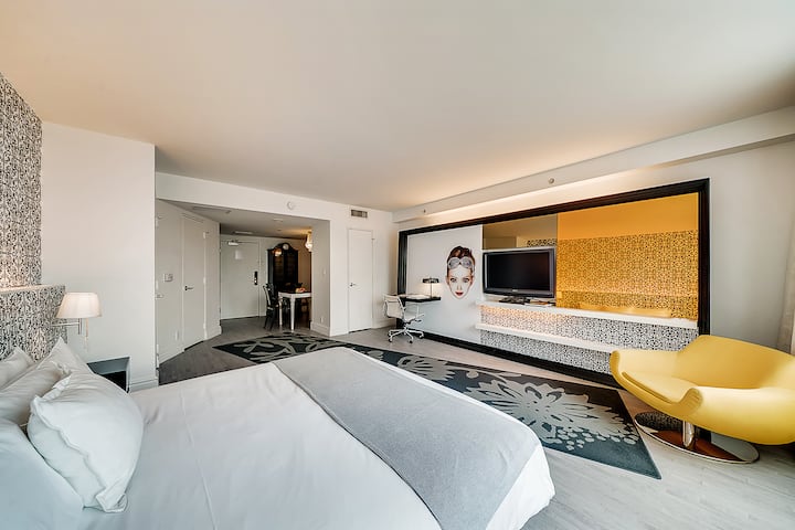M 307 Large Studio @ Iconic 1100 West - Miami Beach