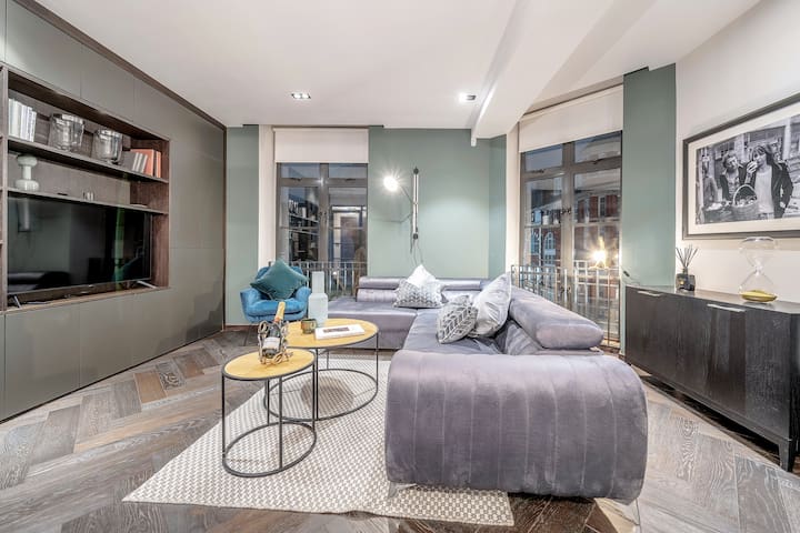 Stylish 2-Bed in the Heart of Soho & Carnaby St