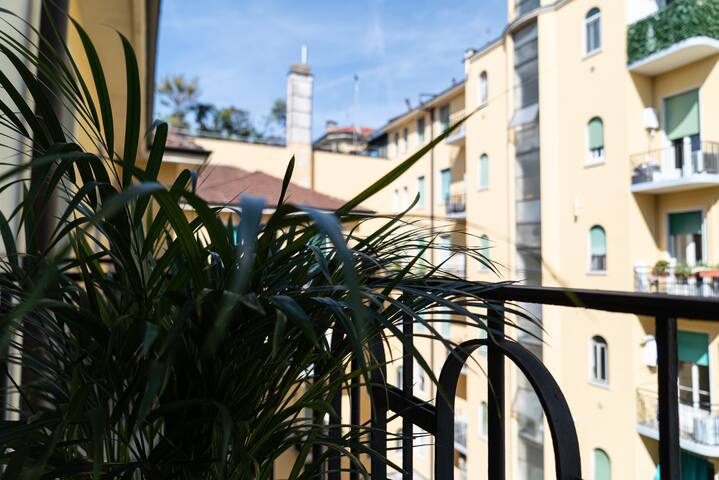 Three bedroom apartment in the centre of the city gallery image 4