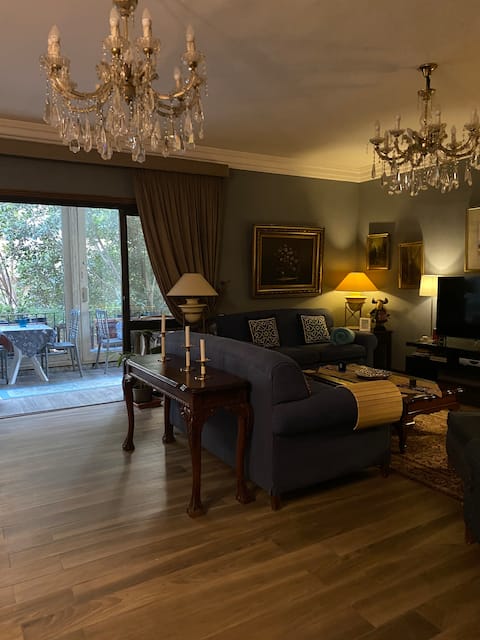 Nefertiti Pyramids boutique hotel