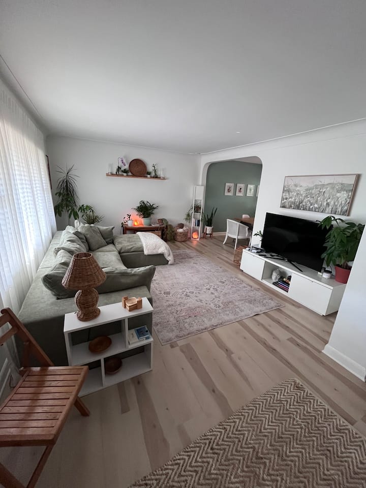 Sunset Place - Port Colborne