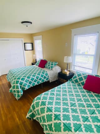 North Buffalo 3 Bed House with Central AC and Driveway, photo 8 of 23