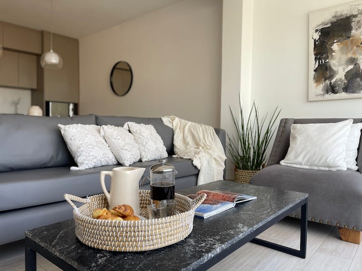 Bright, Modern, Brand-new With Balcony And 2 Bikes - Mendoza