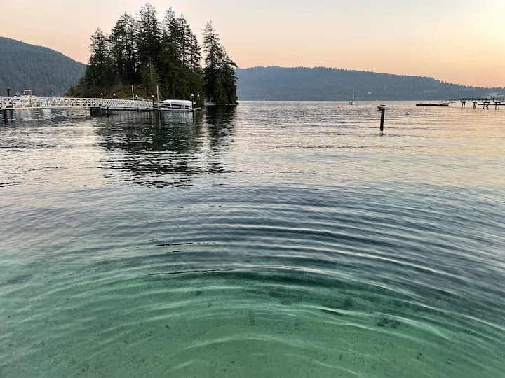 Deep Cove Vacation Rentals & Homes Deep Cove, Deep Cove, Canada Airbnb