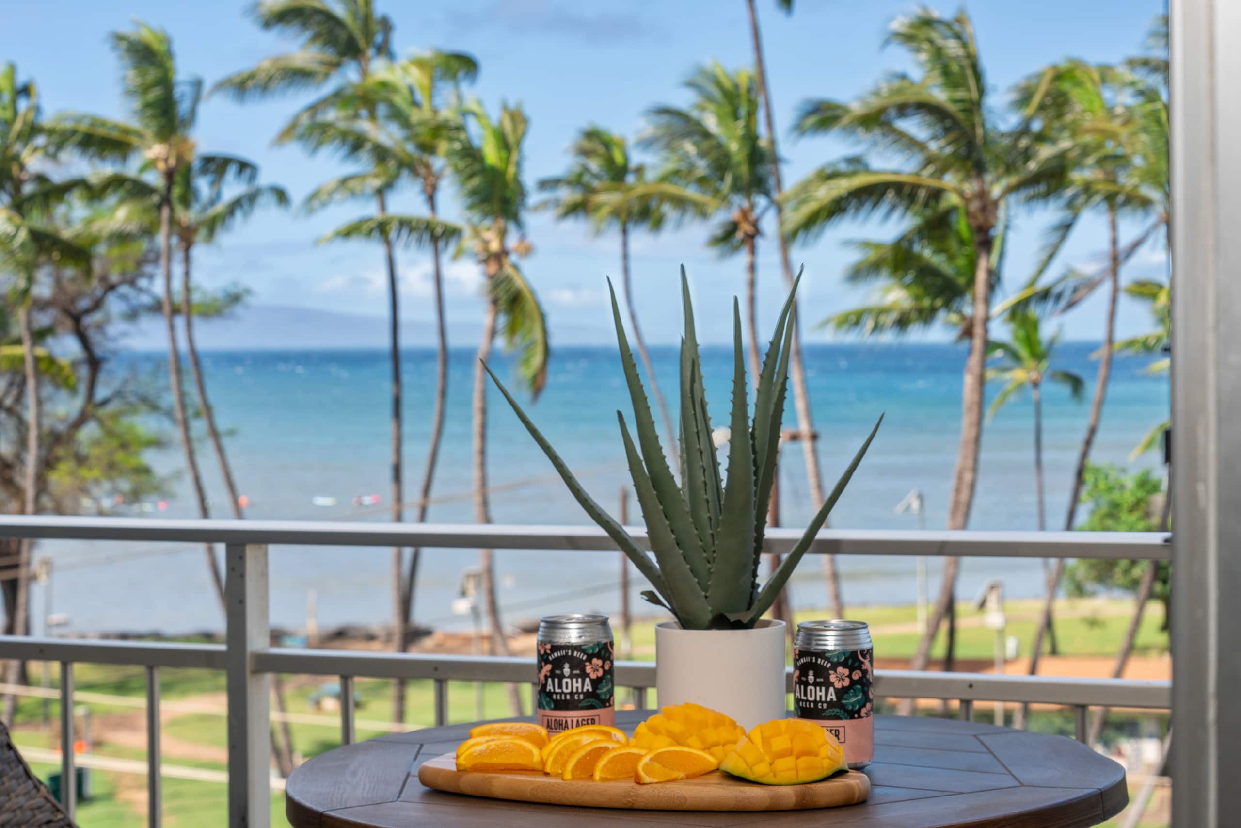 Aloha Love: Ocean View • AC • Beach & Food Nearby - Image 62
