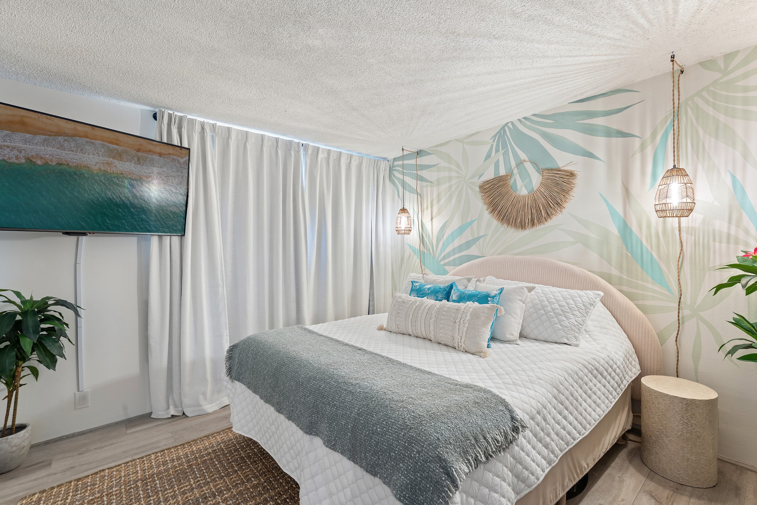 Aloha Love: Ocean View • AC • Beach & Food Nearby - Image 45
