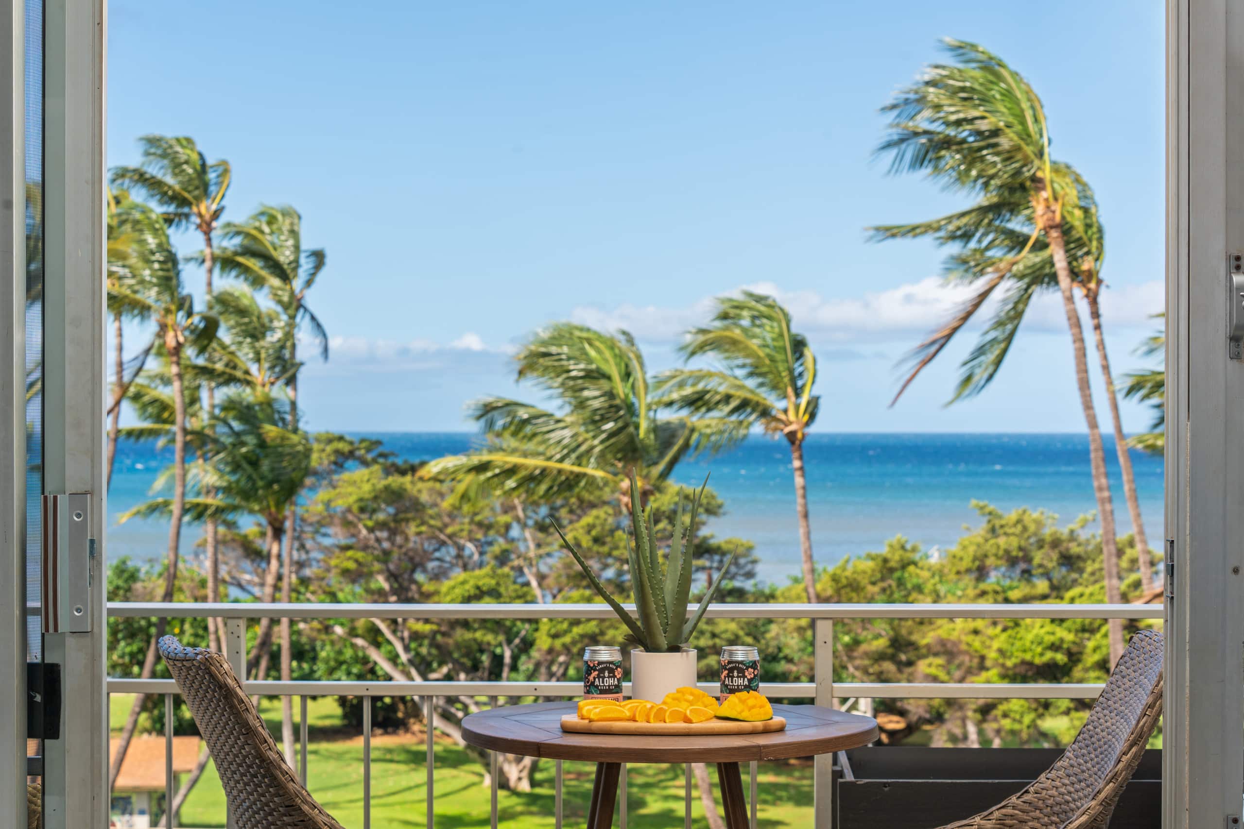 Aloha Love: Ocean View • AC • Beach & Food Nearby - Image 59