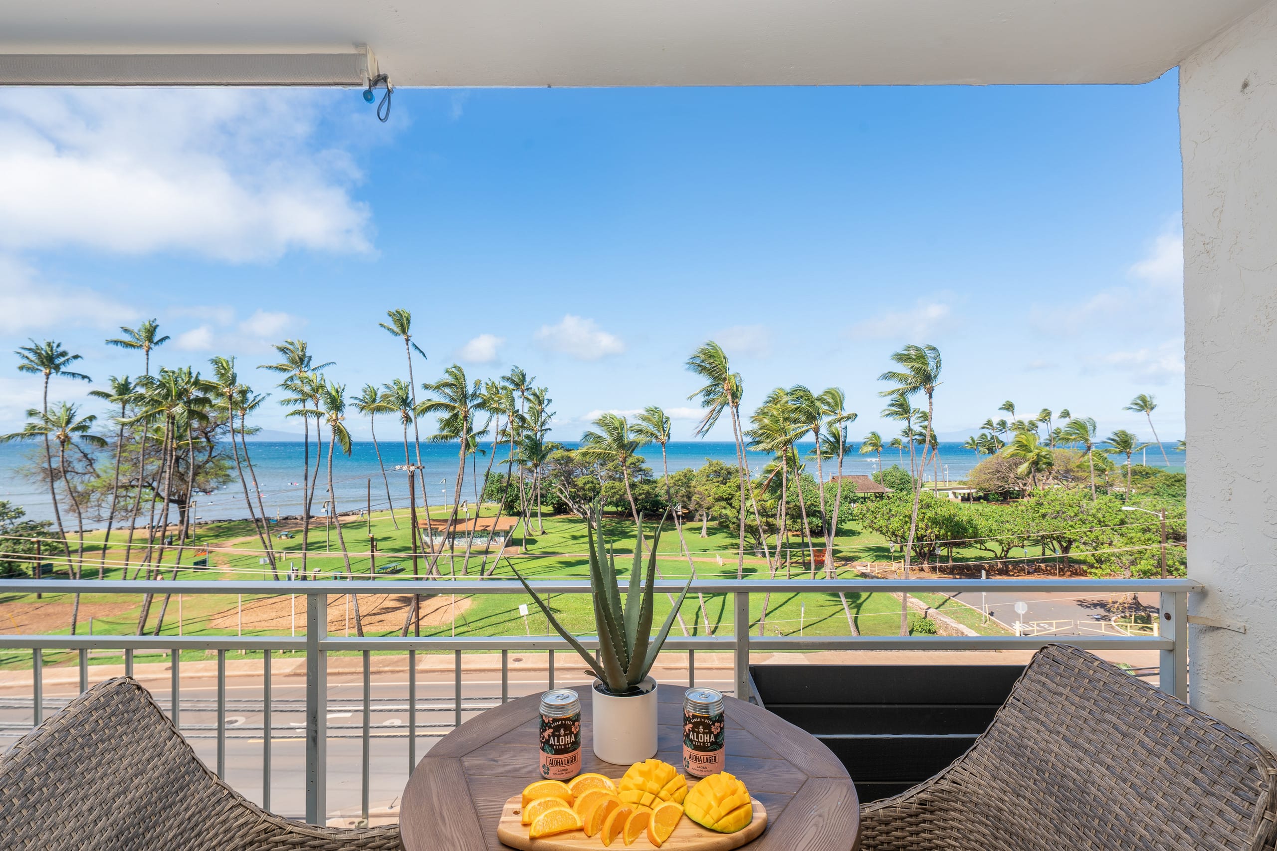 Aloha Love: Ocean View • AC • Beach & Food Nearby - Image 60