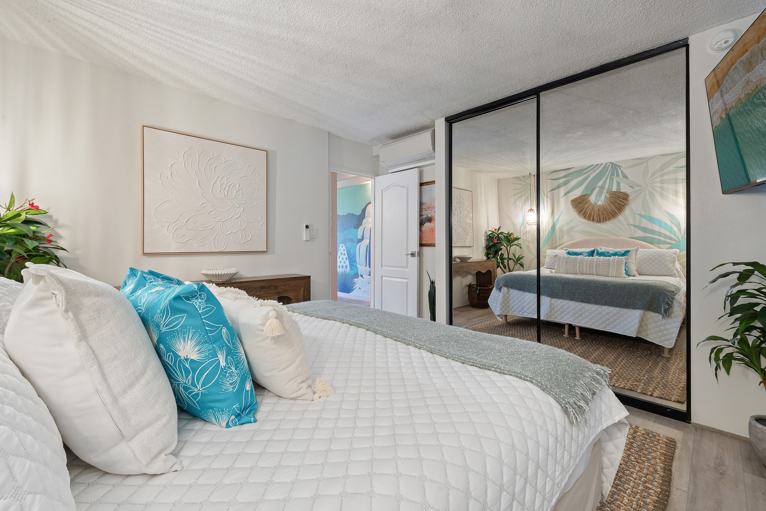 Aloha Love: Ocean View • AC • Beach & Food Nearby - Image 50