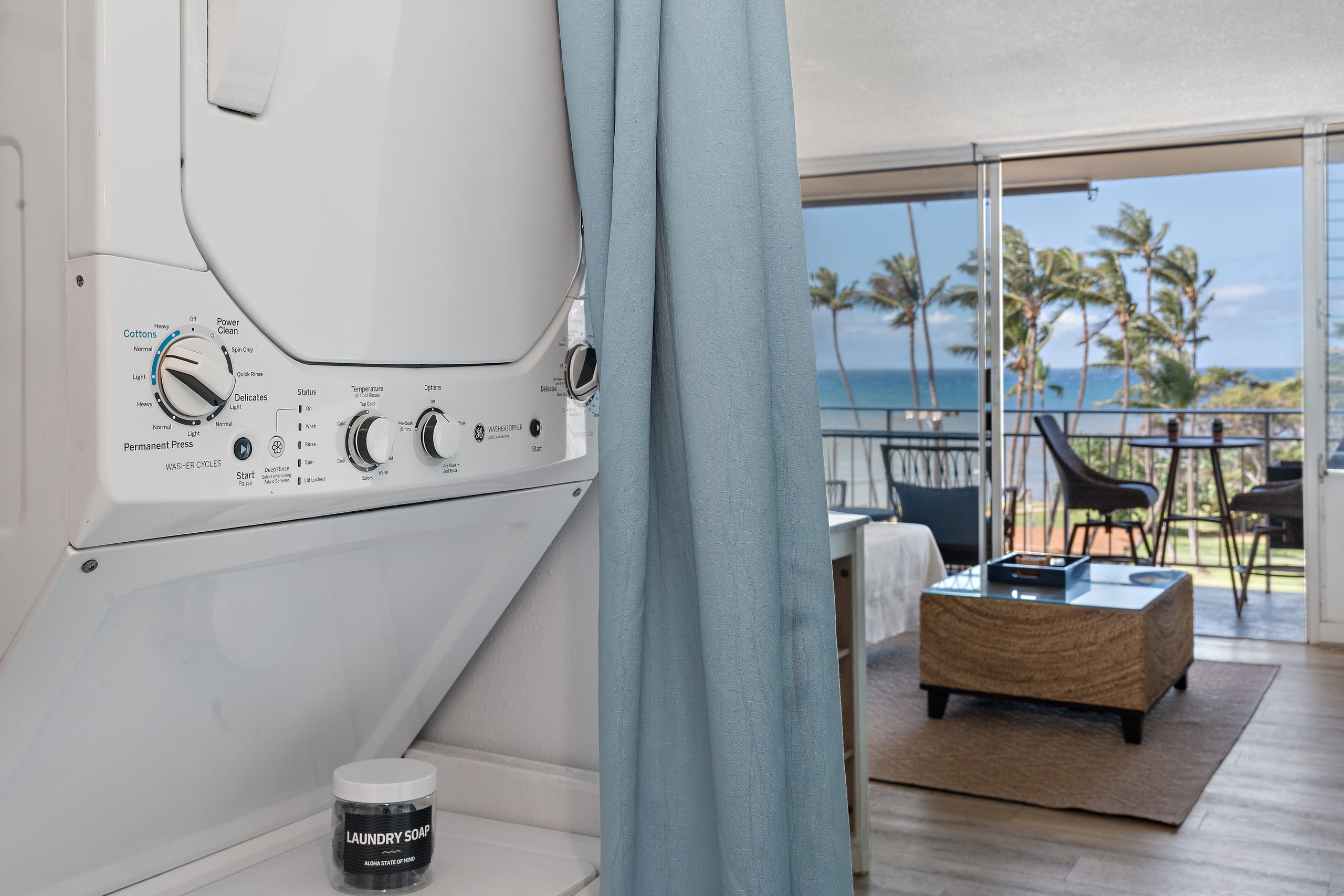 Aloha Love: Ocean View • AC • Beach & Food Nearby - Image 74