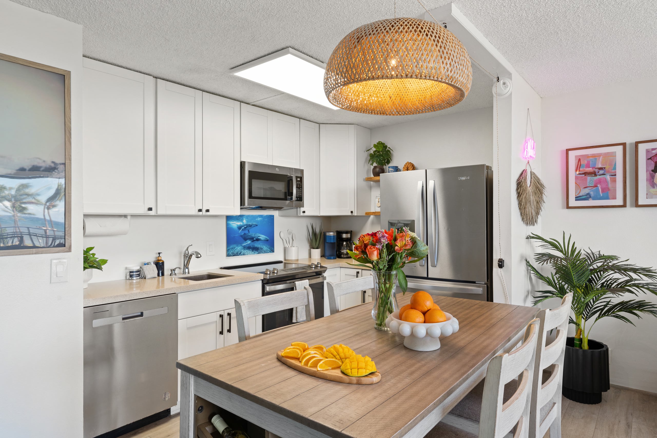 Aloha Love: Ocean View • AC • Beach & Food Nearby - Image 42