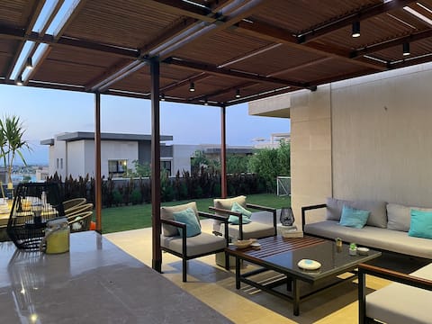 Modern, charming beach house