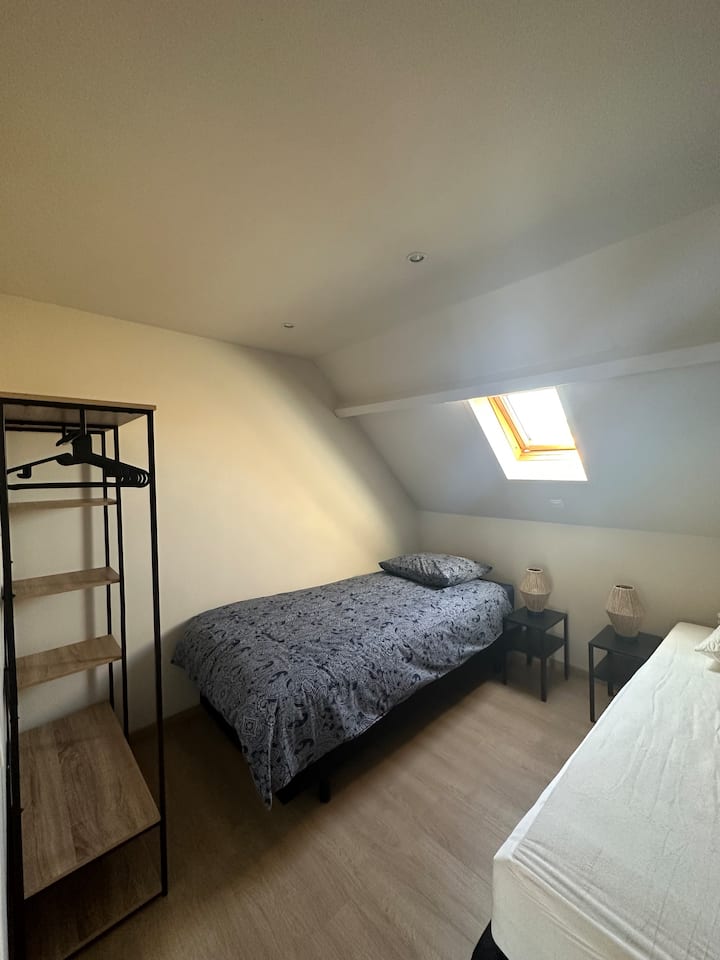 غرفة النوم 2