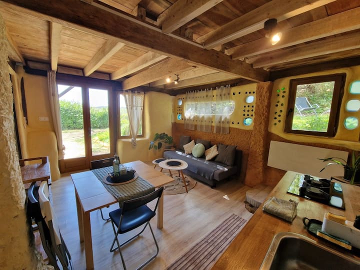Logement Organique Et Artistique - Gourdon