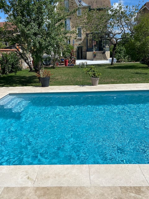 Charming house near Paris and Disney, pool