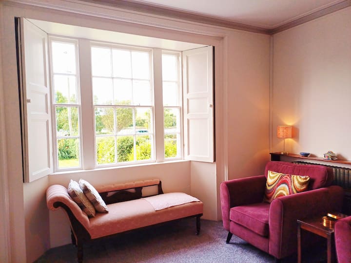 Glin Village On Wild Atlantic Way Limerick/kerry - Clare County