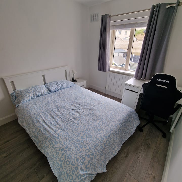 Double Room And Breakfast In Cobh - Cobh