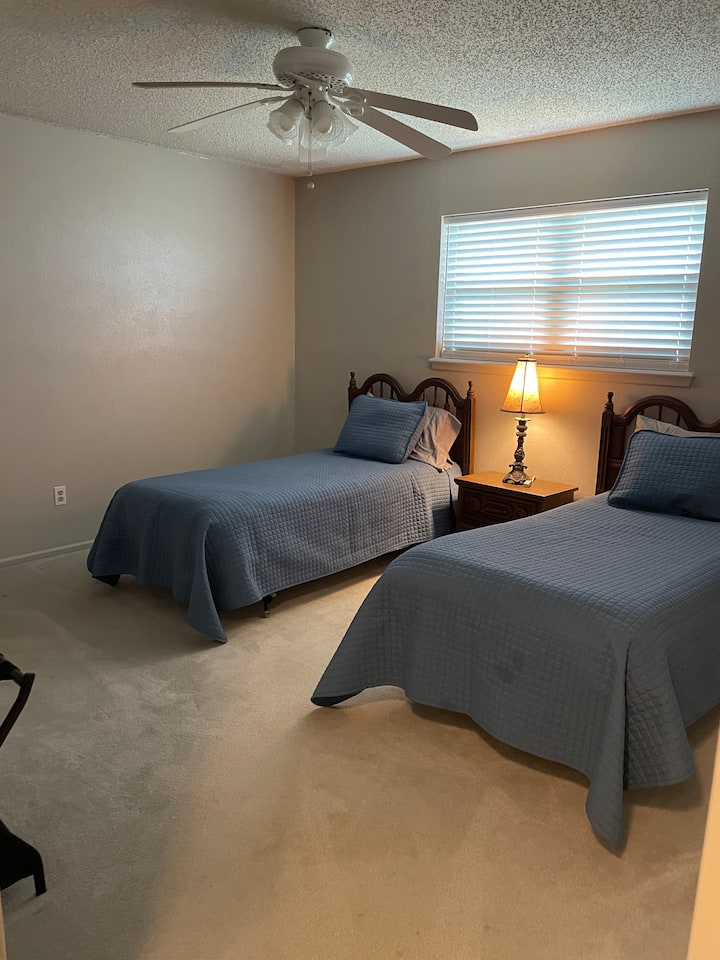 Ორი ორადგილიანი საწოლი 