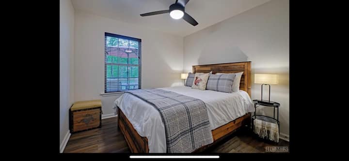 Queen Firepit Bedroom