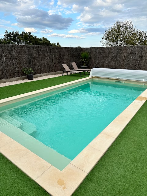 3 bedroom villa with pool