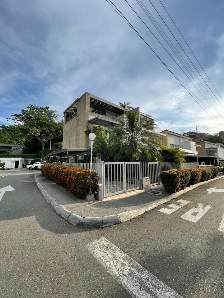 Casa En Unidad De Recreo - San Jerónimo