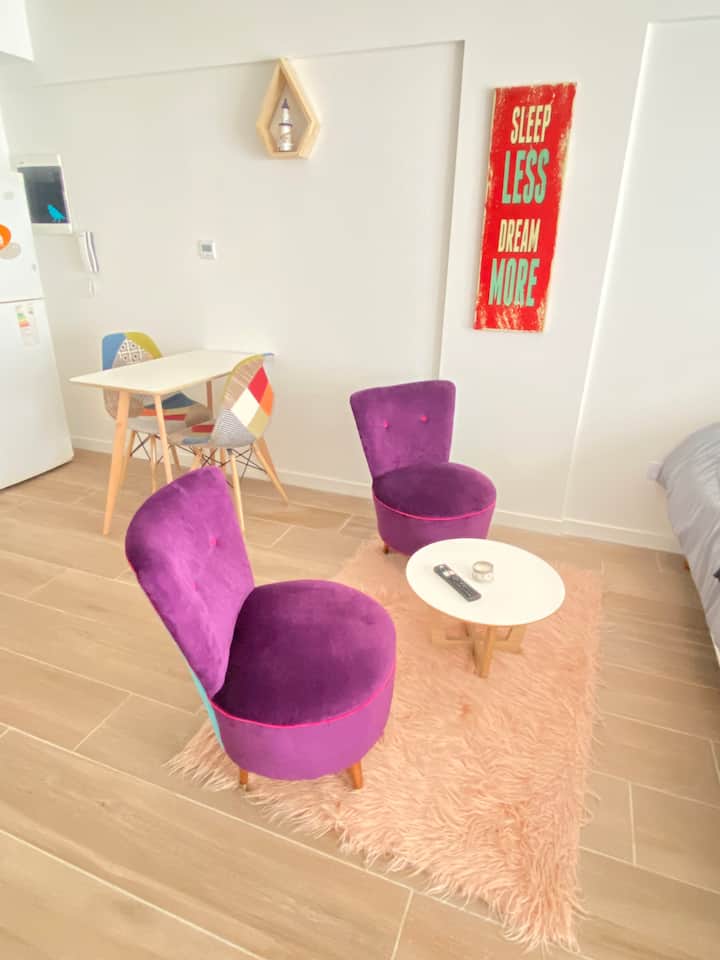 Departamento estudio con balcón y parrilla en Tres de Febrero