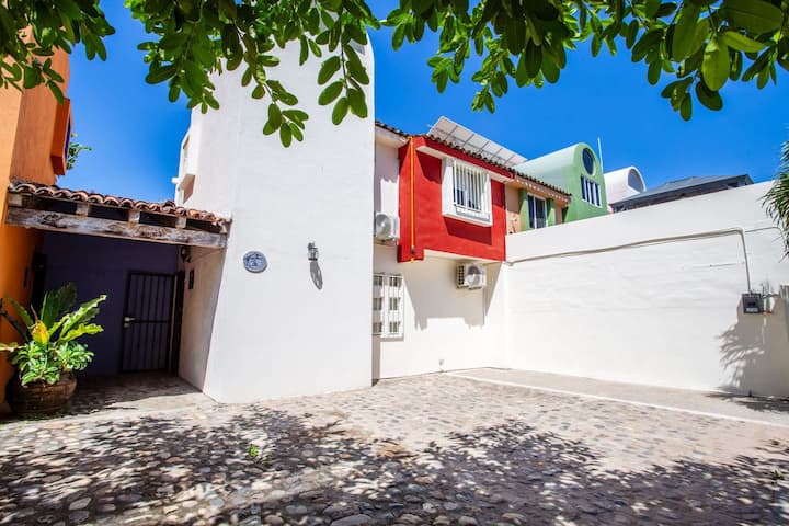 Casa Delfines - Puerto Vallarta