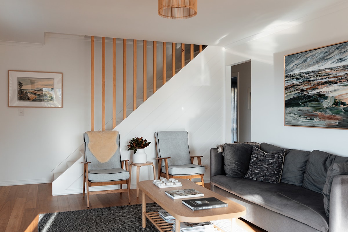 Successful Airbnb property: The Chalet (Tennis court & Sauna) in Glamorgan Spring Bay