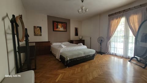 Villa near the Tuzla coast and marina